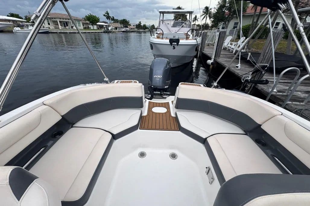 2017 Chaparral 230 Suncoast for Sale in Pompano Beach, Florida Bowrider 5