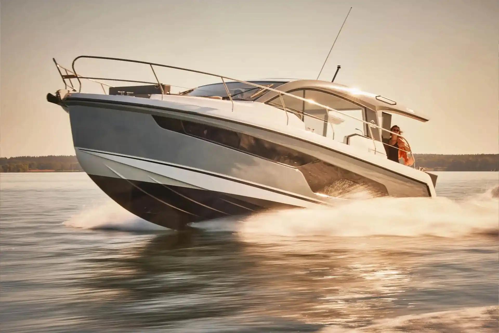 SEALINE C335 For Sale