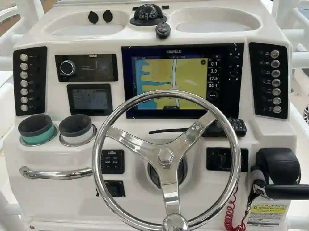 2022 Robalo Cayman 246 SD for Sale in Sarasota, Florida Bay Boats 5