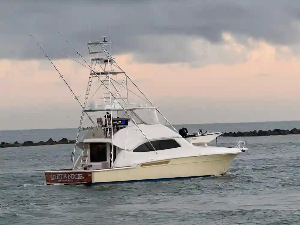 Bertram Convertible 570 For Sale