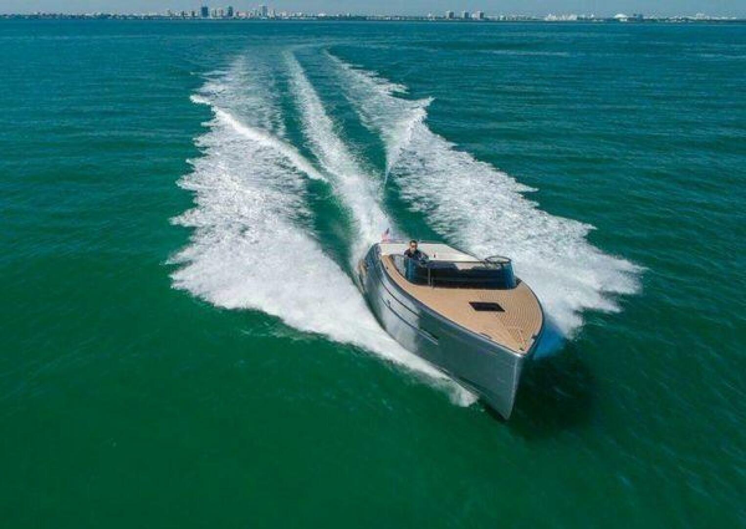 Canard eMotion Hybrid For Sale