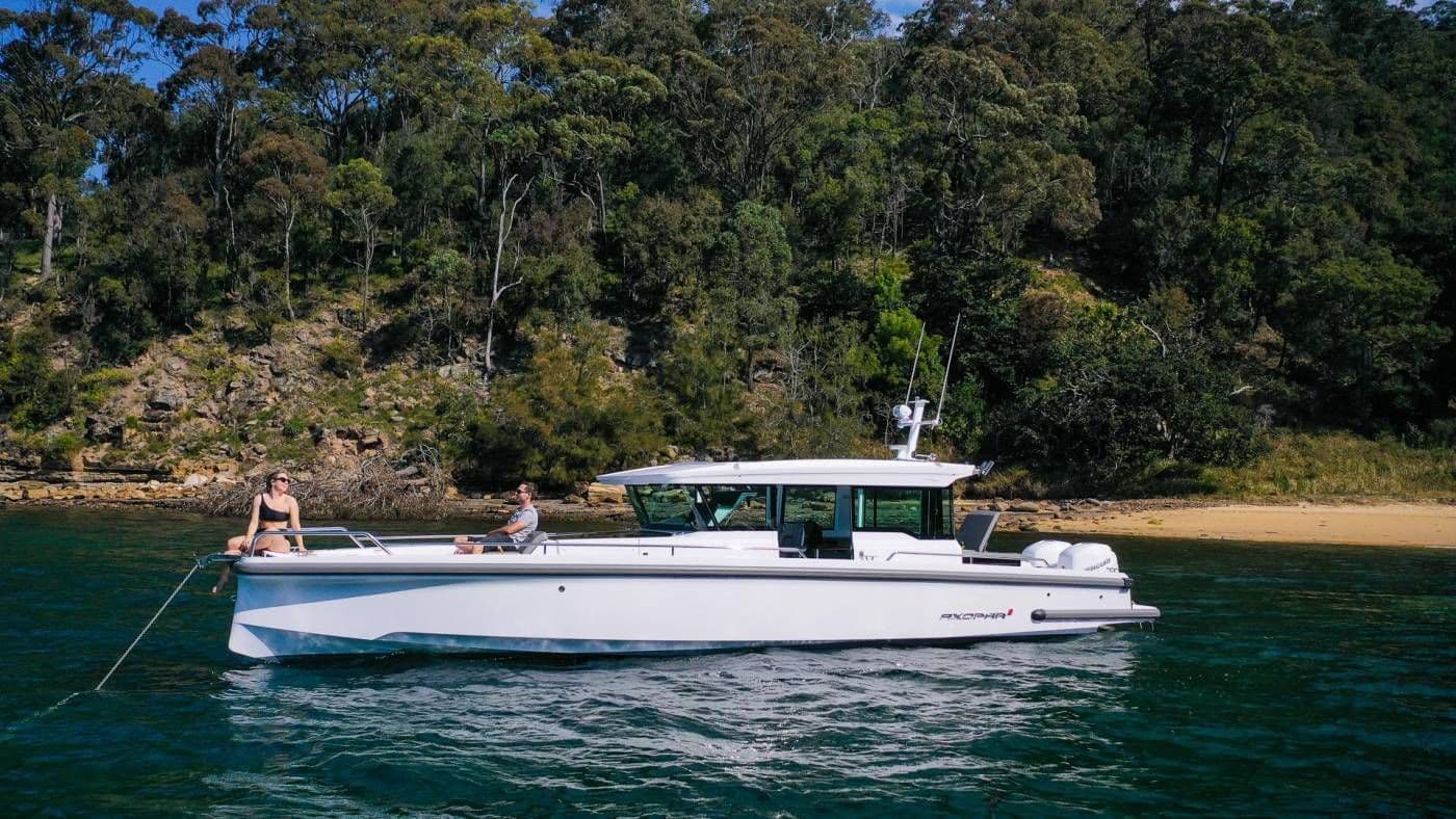 2025 Axopar 37 XC Cross Cabin Sold in San Diego, California Center Console 5