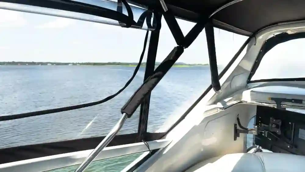 2004 Carver 466 Motor Yacht for Sale in Monmouth Beach, New Jersey Cruiser 4