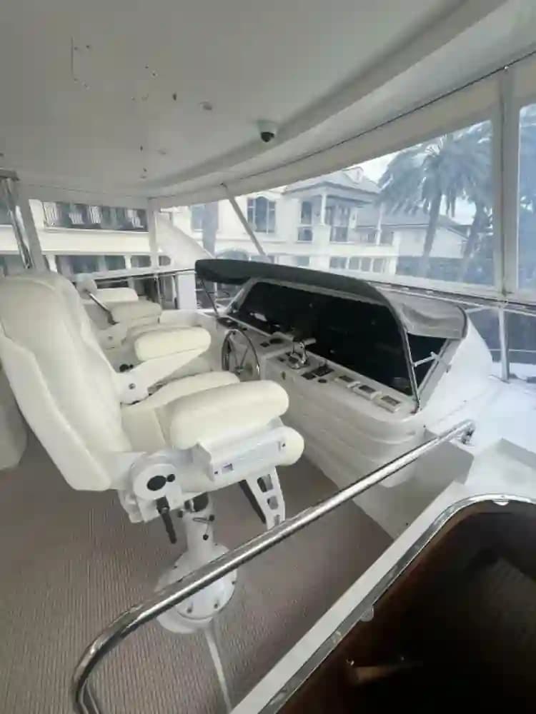 2007 Hargrave Open Bridge 82 for Sale in Fort Lauderdale, Florida Motor Yacht 5