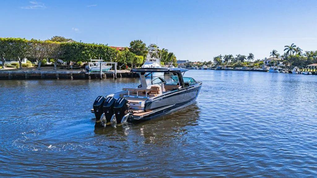 Aviara AV 36 For Sale