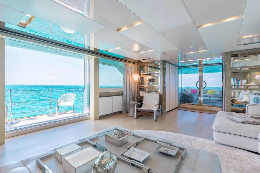 2016 Sanlorenzo SD126 for Sale in Punta Cana, DO Motor Yacht 5