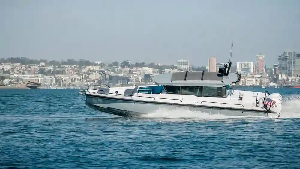 2024 Axopar 37 XC Cross Cabin Sold in Wrightsville Beach, North Carolina Center Console 4