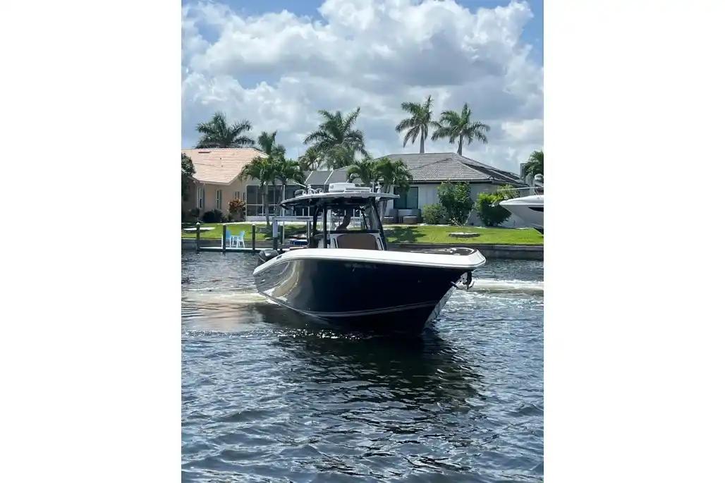 Fountain Powerboats 38CC For Sale