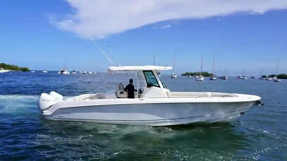 Boston Whaler 330 Outrage For Sale