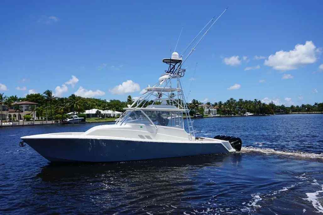 Yacht