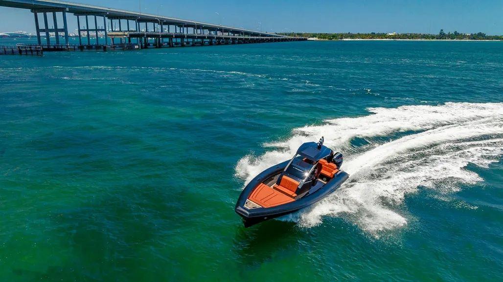 Technohull GTX in vendita