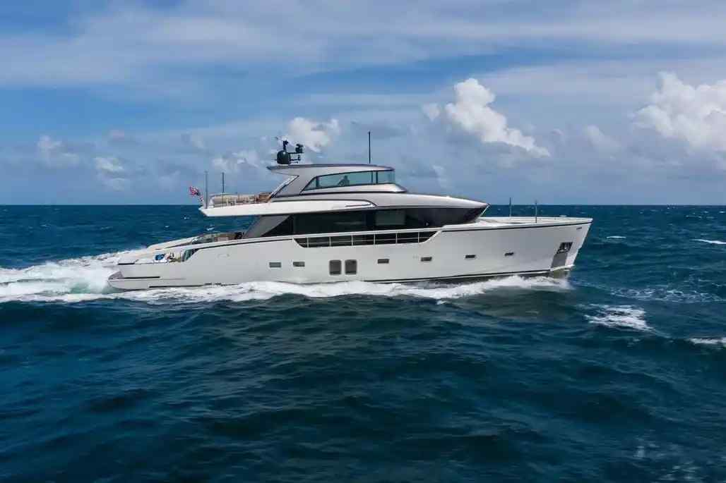 Yacht