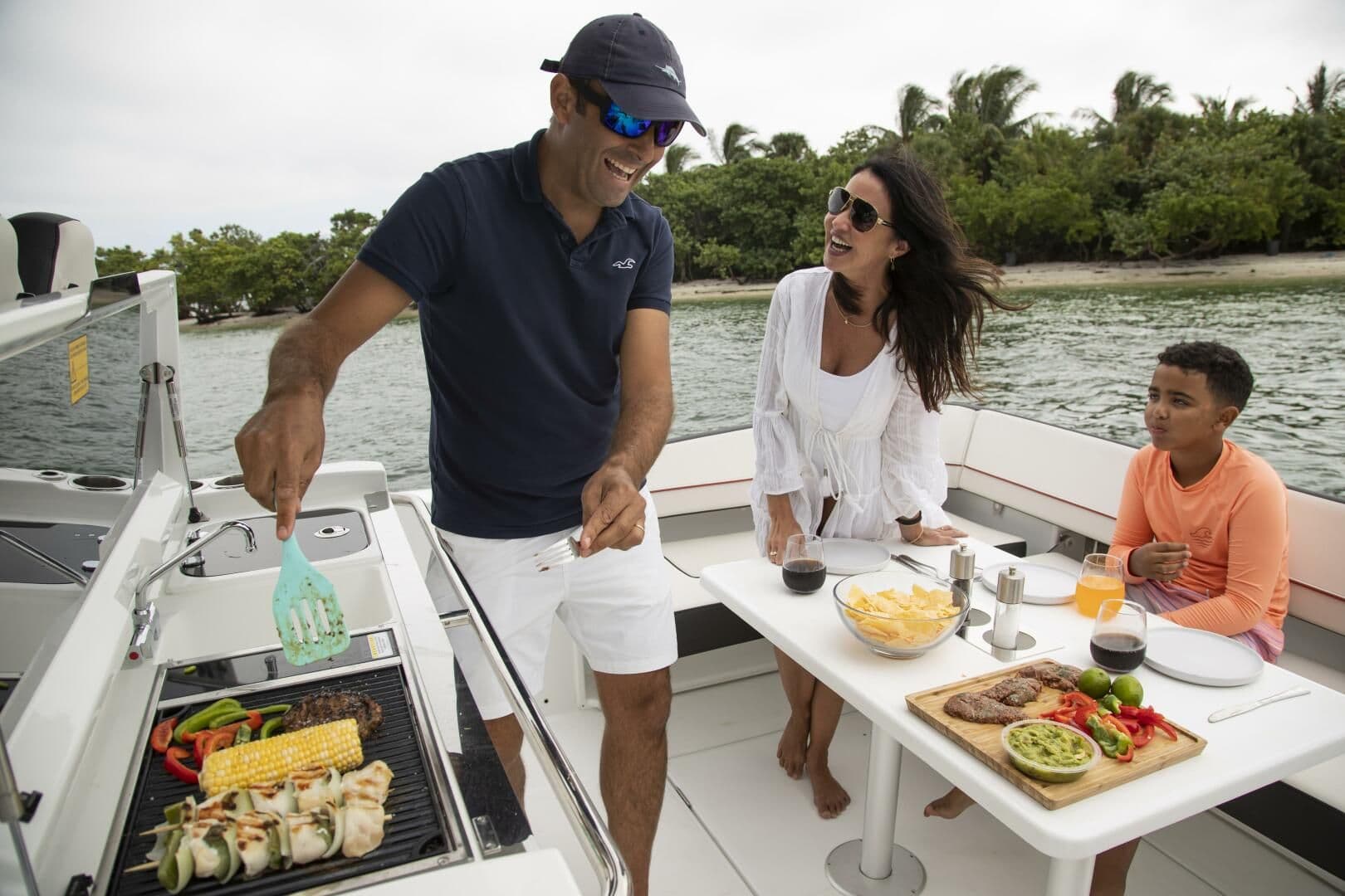2024 Jeanneau Leader 10.5 CC for Sale in Fort Lauderdale, Florida Center Console 3