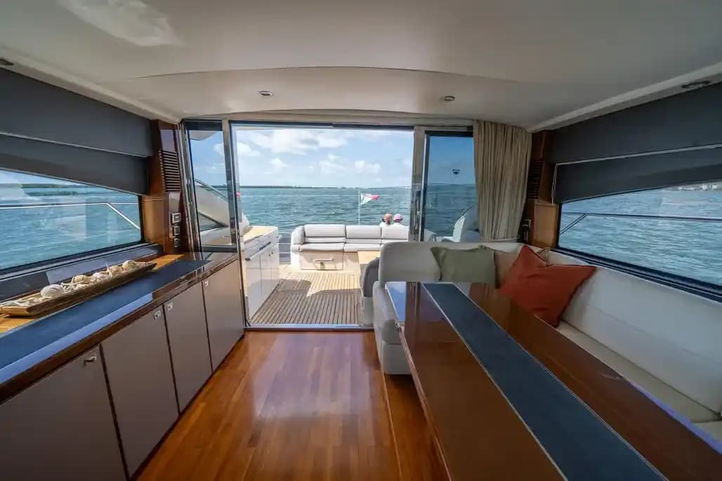 Princess Yachts V52 zum Verkauf