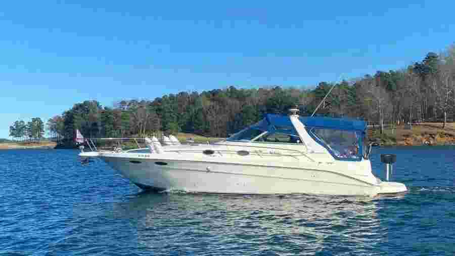 1996 Sea Ray 330 Express Cruiser