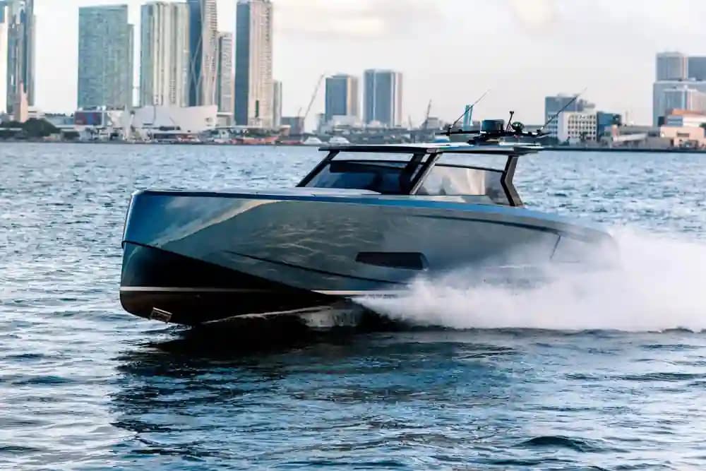 Vanquish Yachts VQ45 For Sale