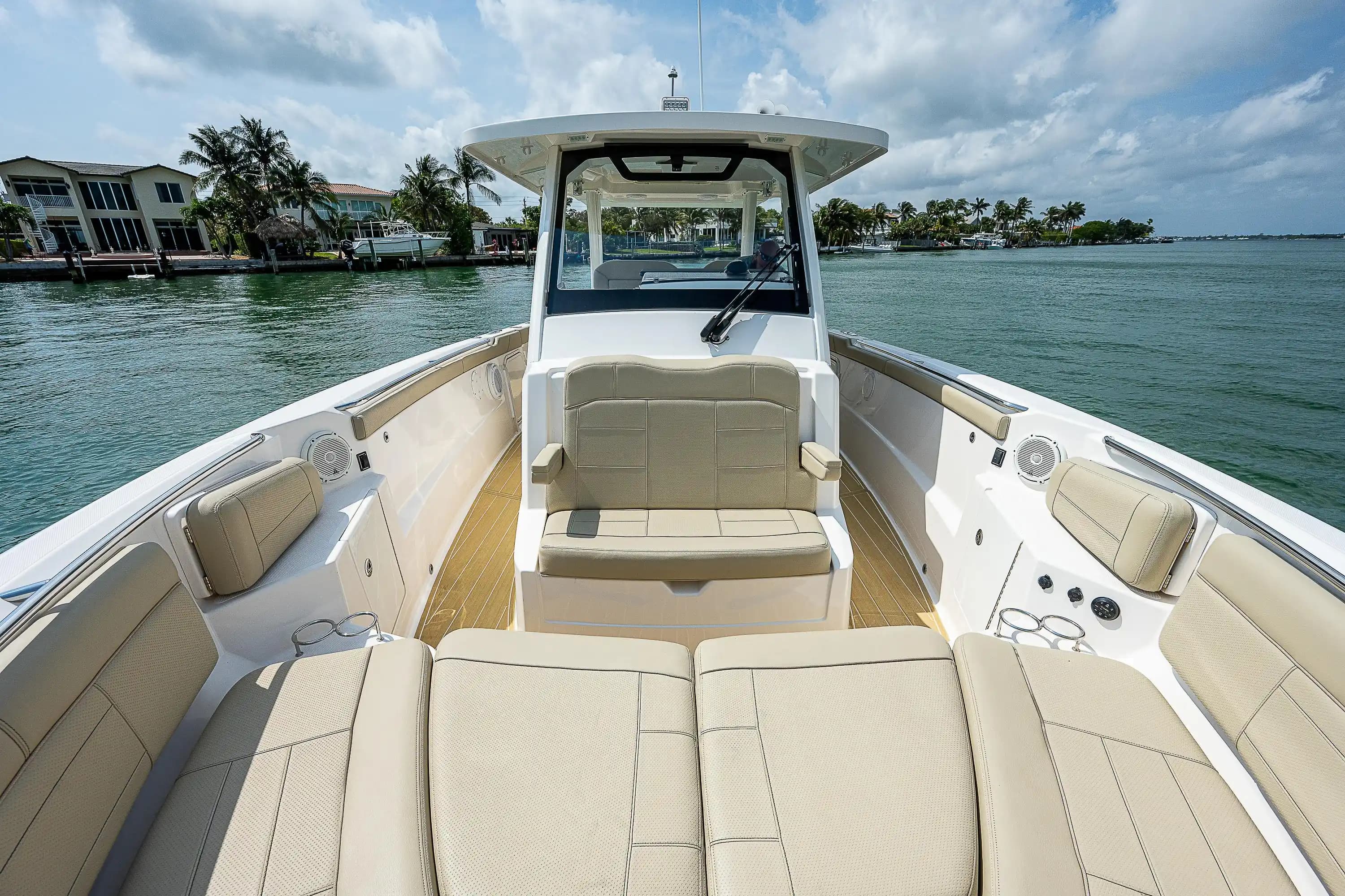 2018 Pursuit S 328 Sold in Miami Beach, Florida Center Console 2