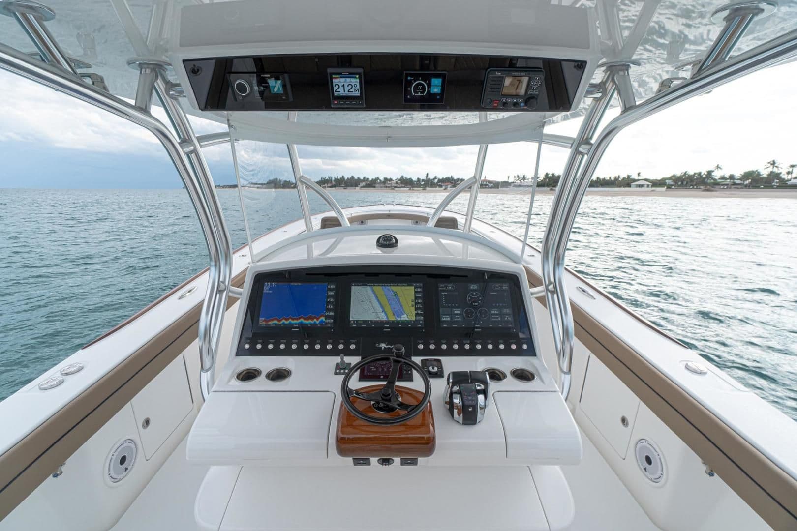 2025 Valhalla Boatworks V-41 for Sale in Staten Island, New York Center Console 2
