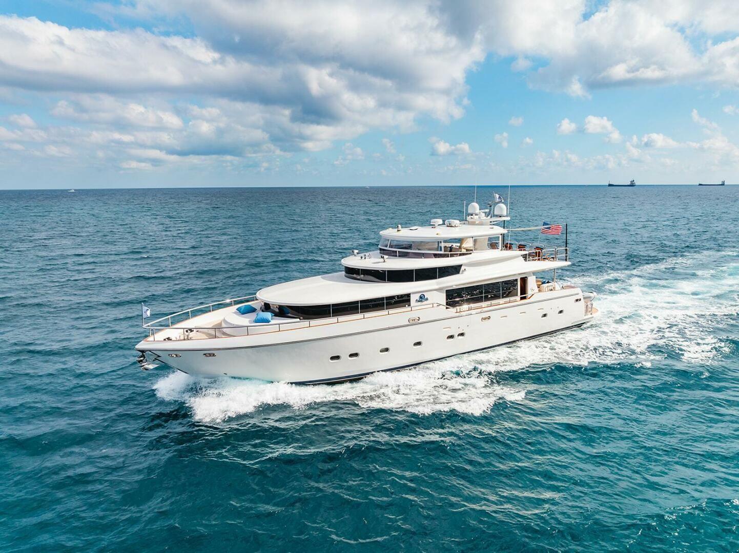 Johnson Yachts 87' te koop