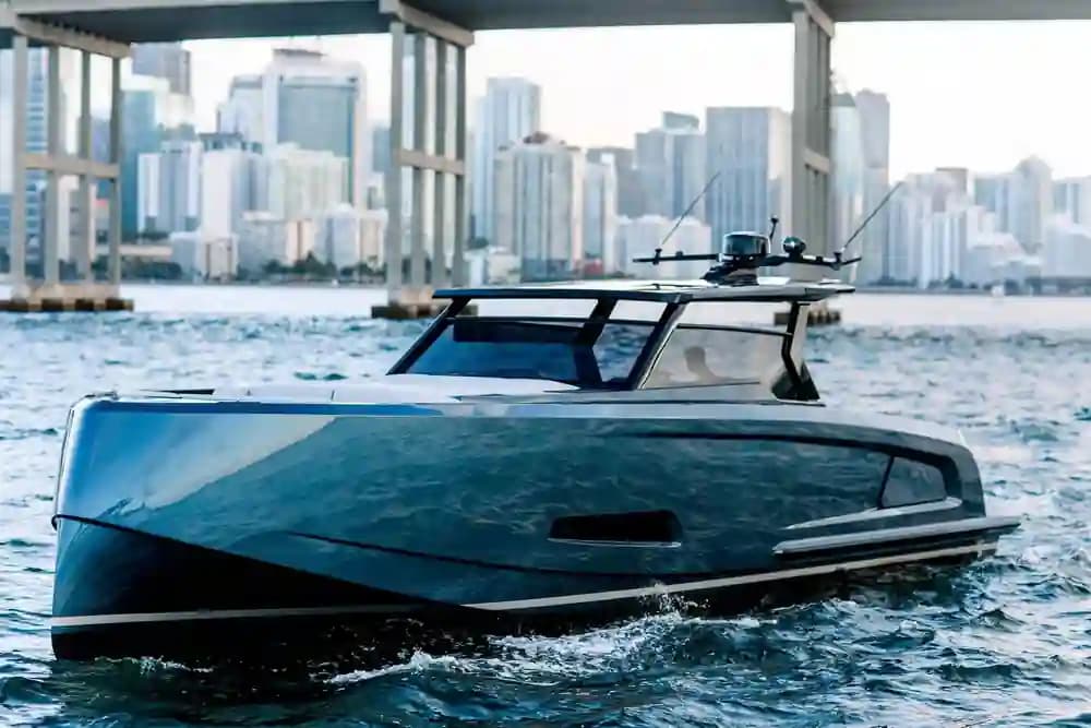 Vanquish Yachts VQ45 For Sale