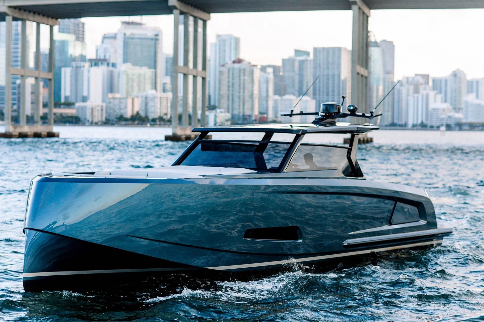 Vanquish Yachts VQ45 For Sale