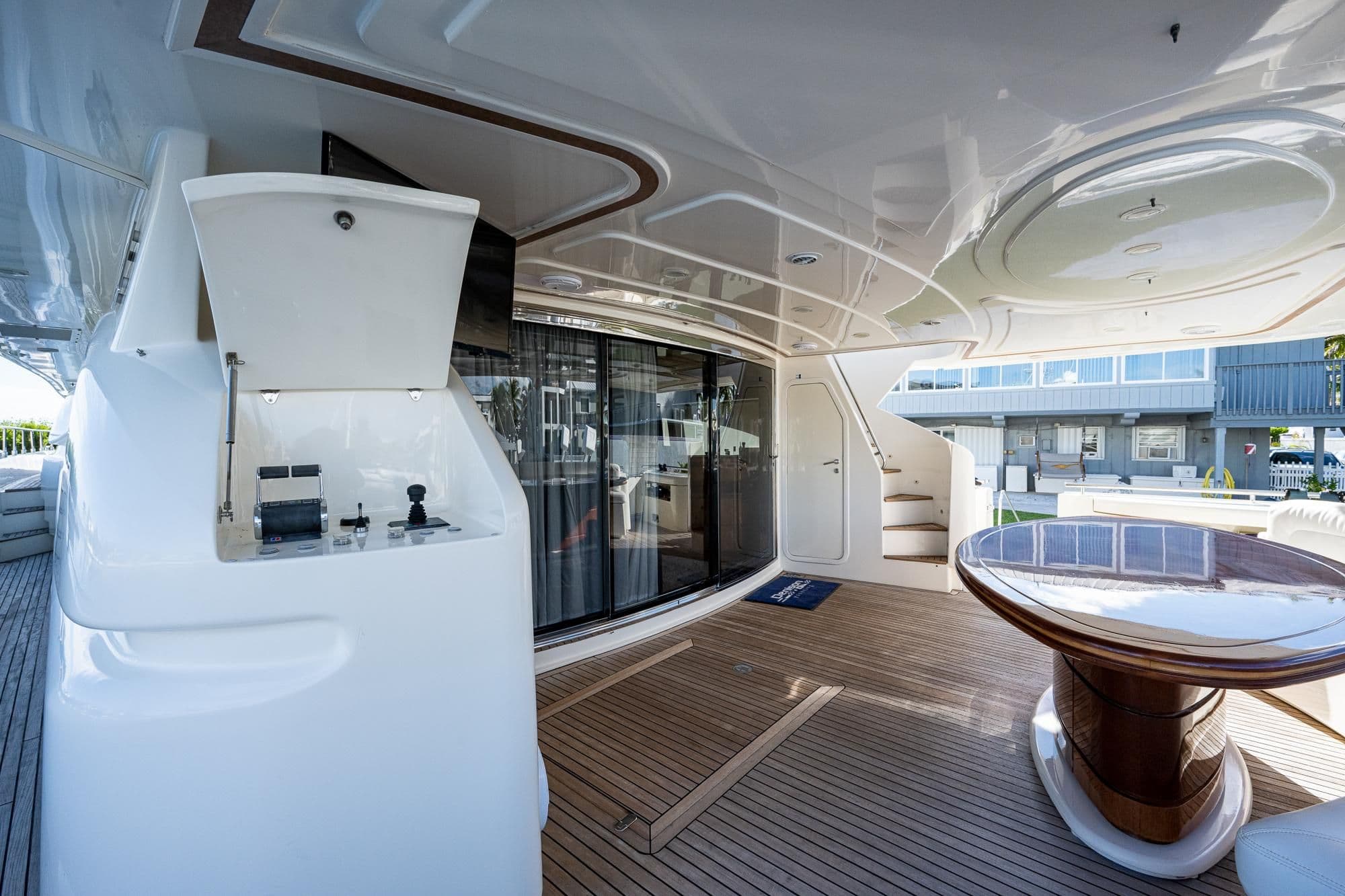2003 Ferretti Yachts Custom Line 94' for Sale in Key Largo, Florida Flybridge 2