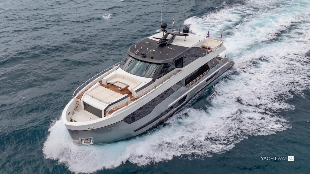 Ocean-Alexander-28R-For-Sale-YachtWay-4.jpg