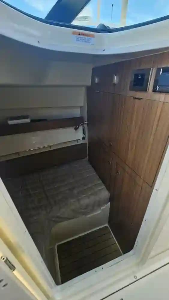 Chris-Craft Calypso 35 for Sale