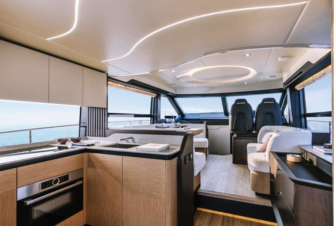 2025 Absolute 52 FLY for Sale in Dubai, AE Flybridge 3
