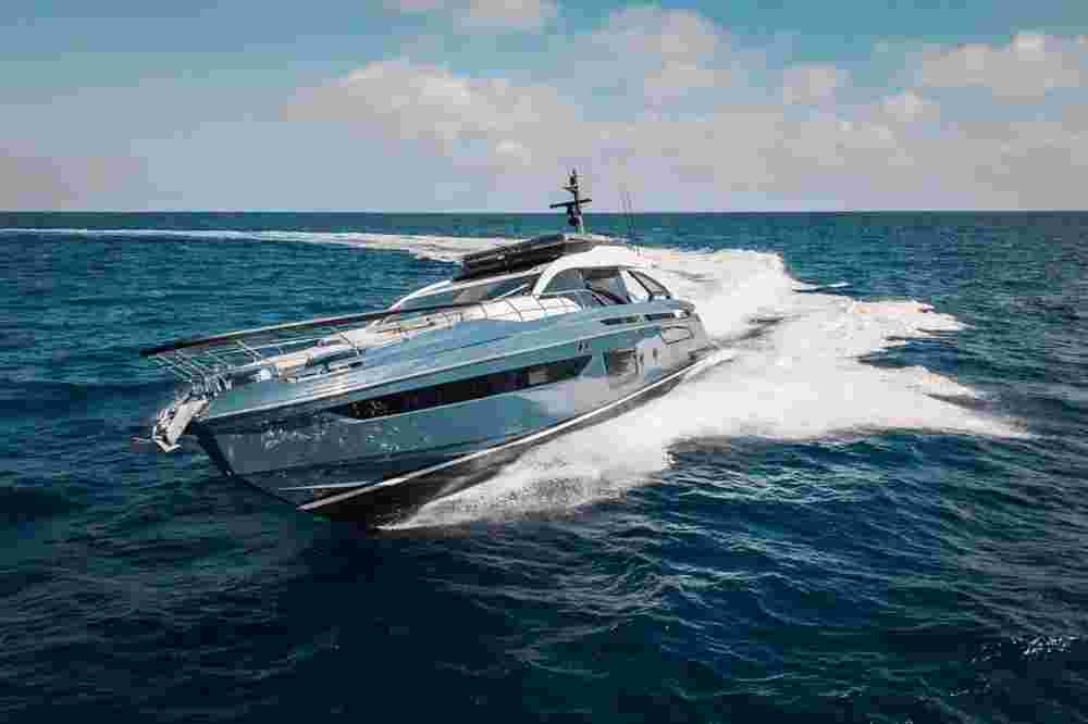 2025 Azimut S8
