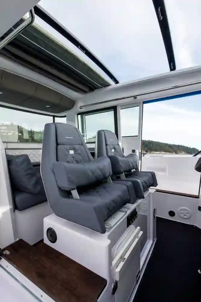 2024 Axopar 37 XC Cross Cabin Sold in Wrightsville Beach, North Carolina Center Console 2