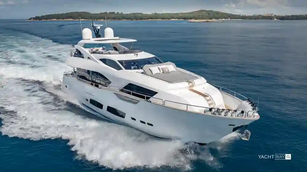 Sunseeker 95 Yacht for Sale