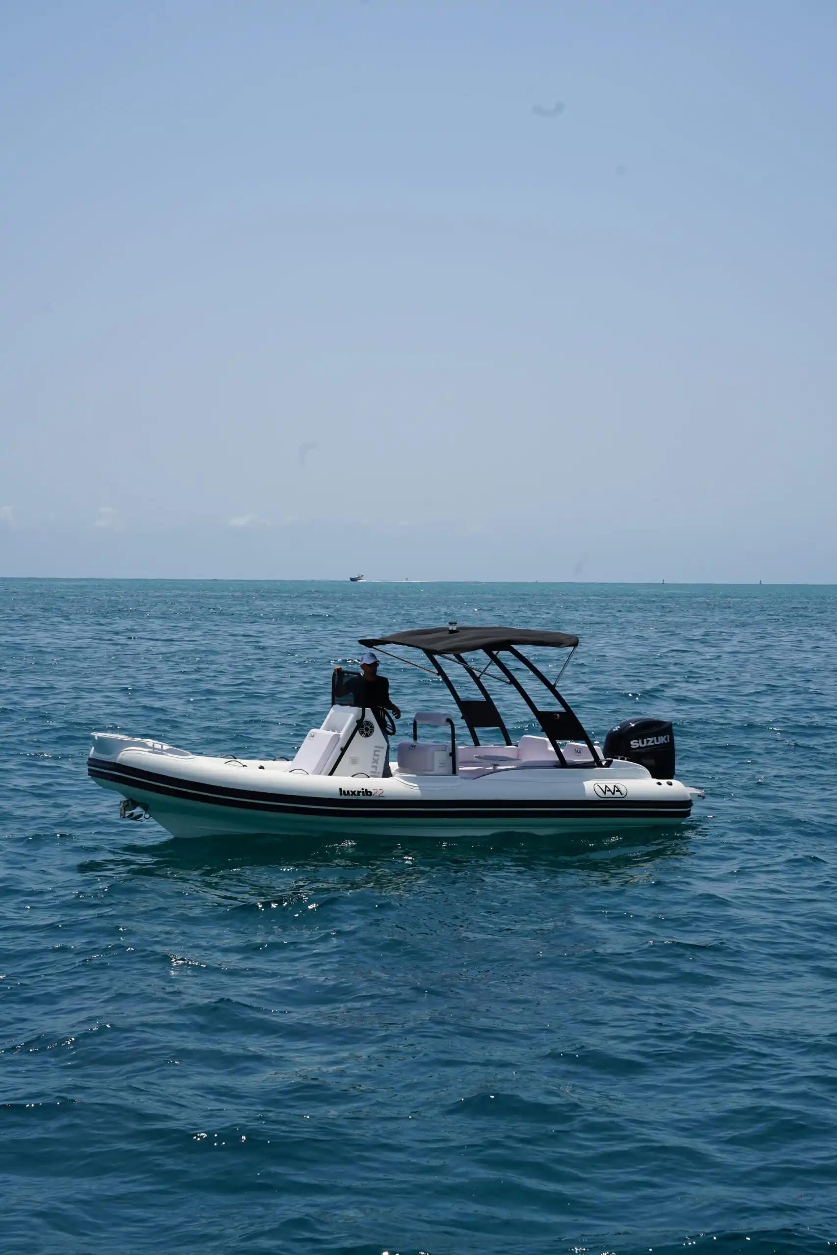 Aqvaboats Luxurib 22 For Sale