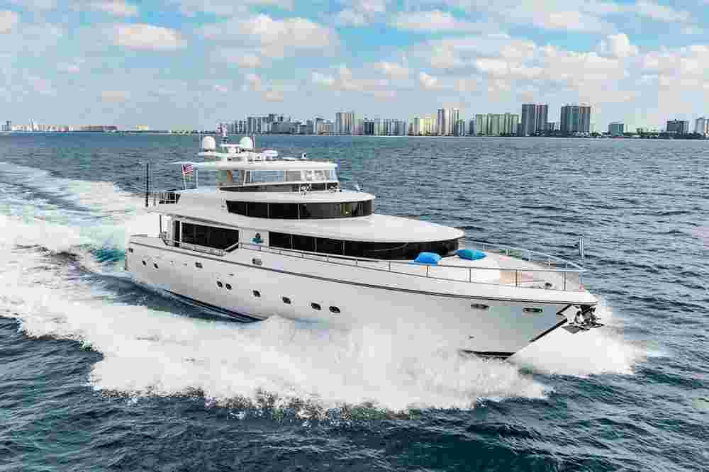 2006 Johnson Yachts 87'