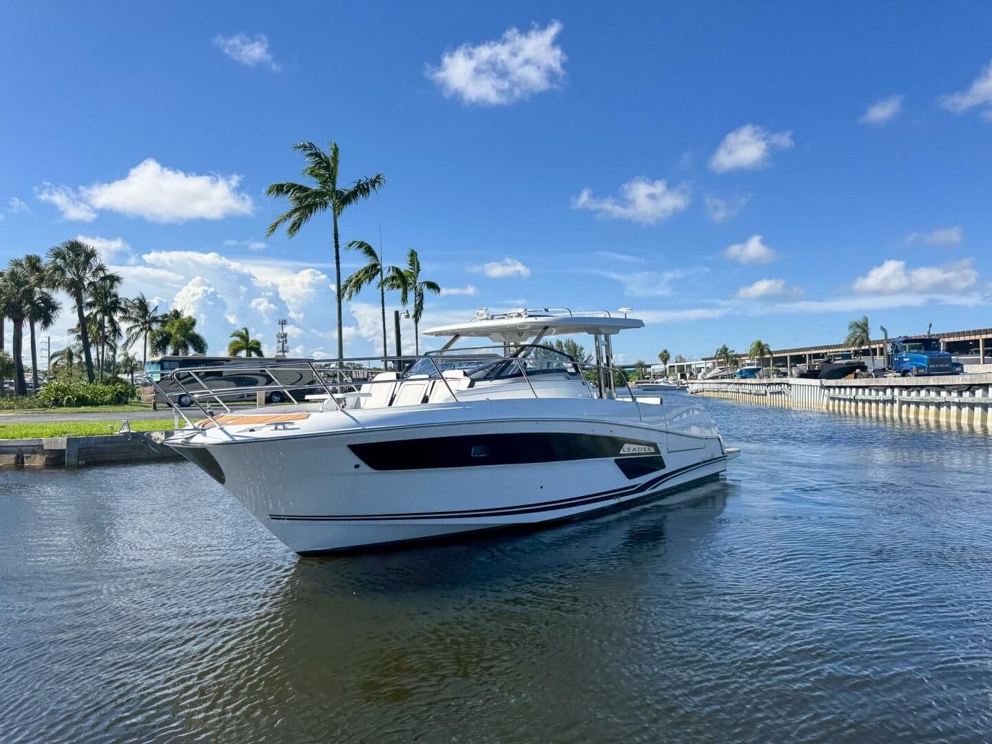 2022 Jeanneau Leader 12.5 WA for Sale in Fort Lauderdale, Florida Express Cruiser 3
