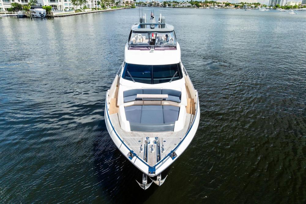 2018 Ferretti Yachts 850