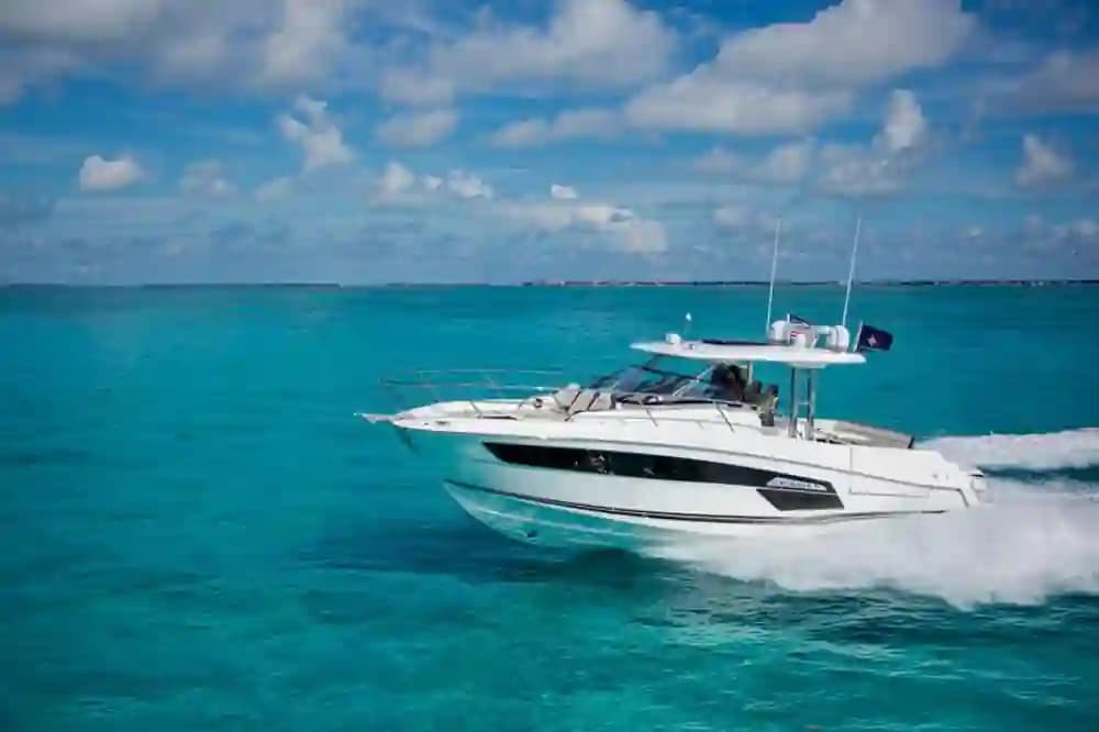 2024 Jeanneau Leader 12.5 WA for Sale in Fort Lauderdale, Florida Express Cruiser