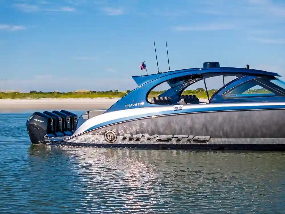 Mystic Powerboats M5200 For Sale