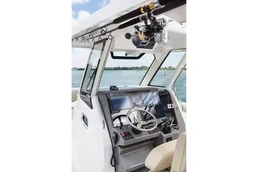 Pursuit S 328 a la venta
