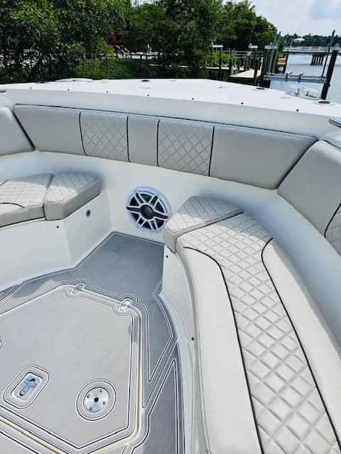 2021 Pursuit S 428 for Sale in Jupiter, Florida Center Console 5