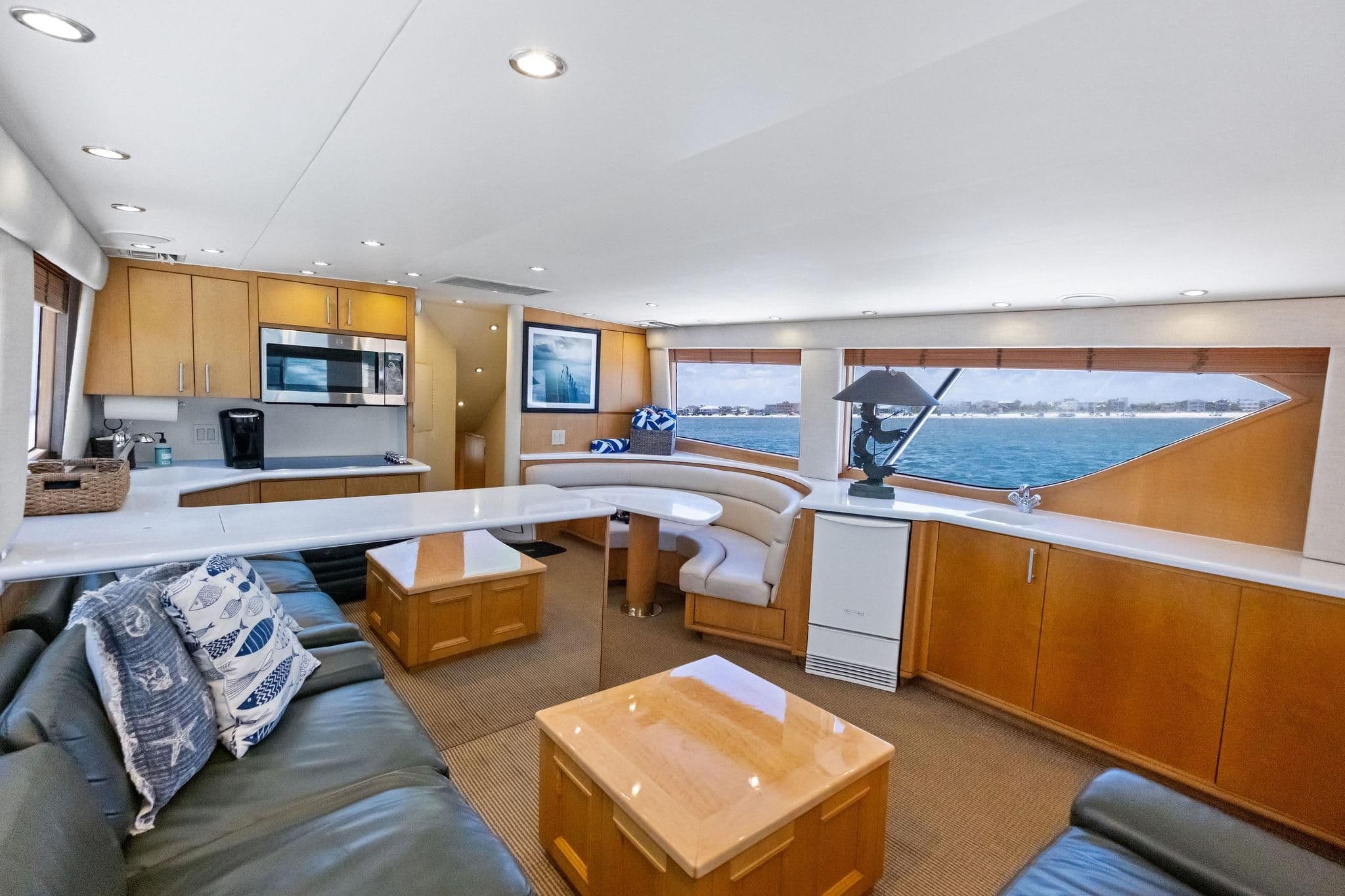 1998 Hatteras 60 Convertible zum Verkauf in St. Augustine Beach, Florida Sport Fishing 3