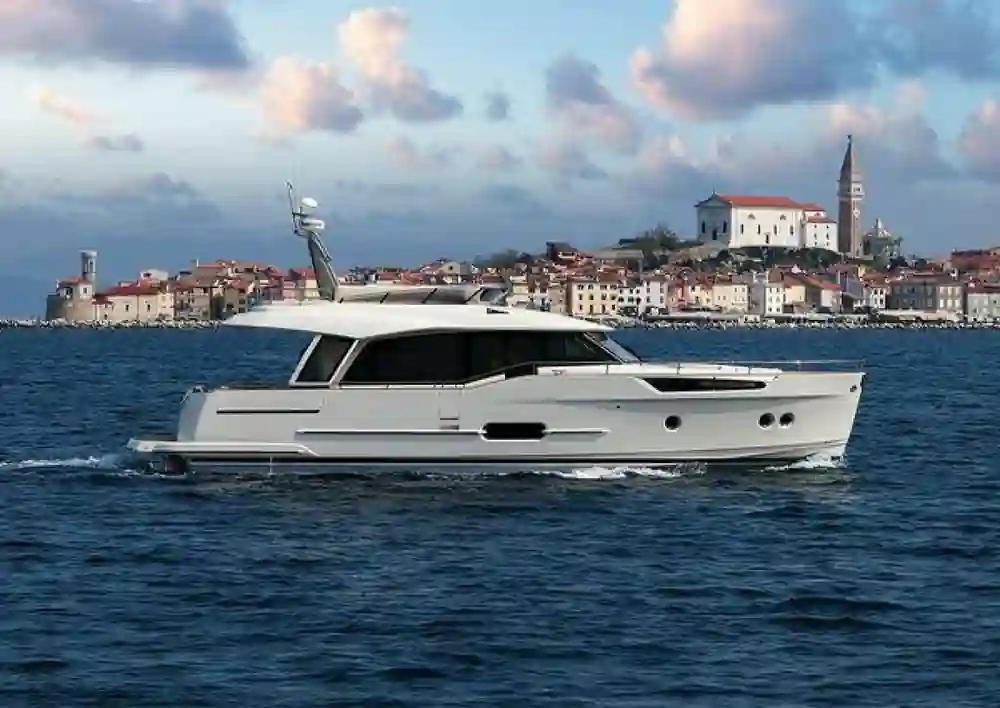Greenline Yachts 48 Fly For Sale