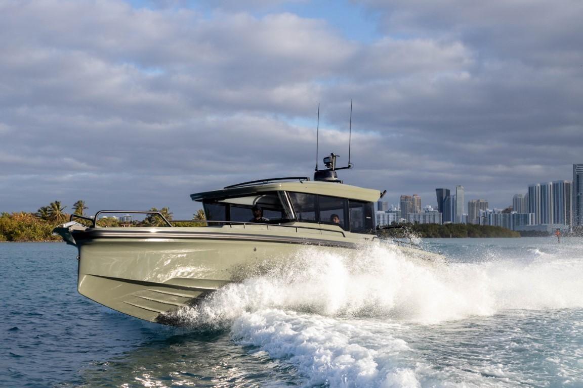 Brabus Marine Shadow 900 XC Cross Cabin For Sale