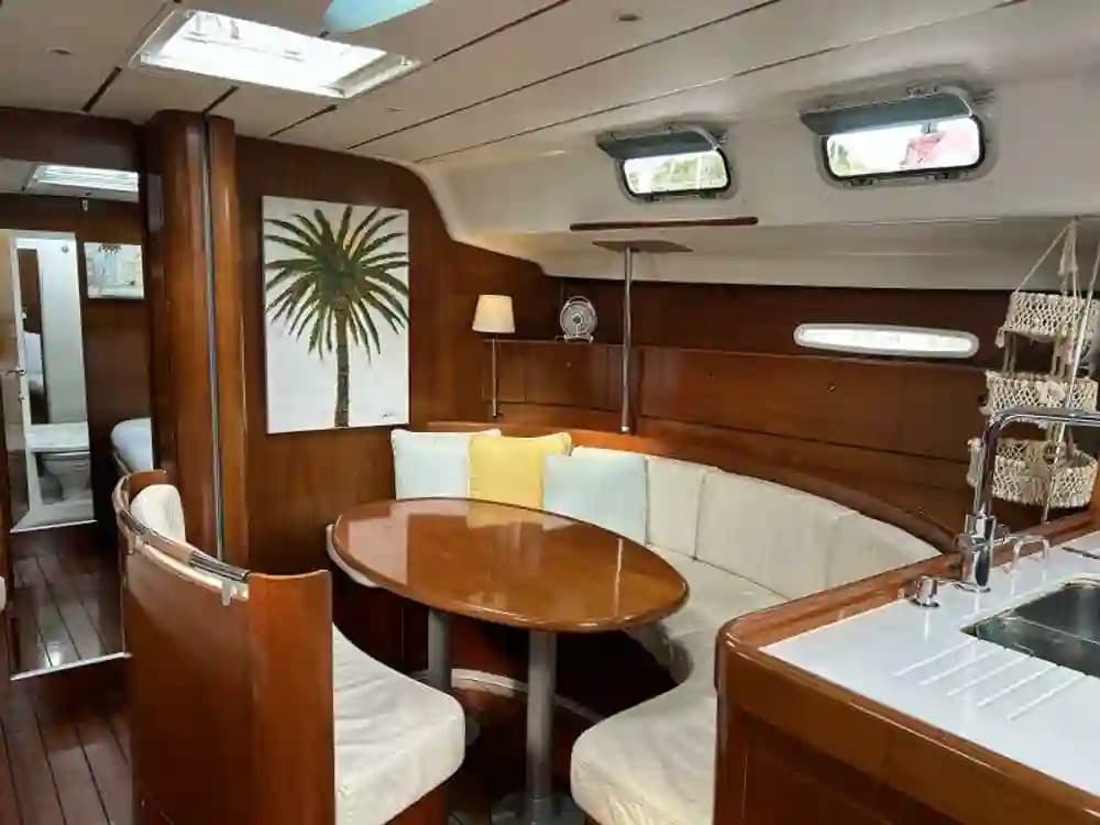 Beneteau First 47.7 te koop