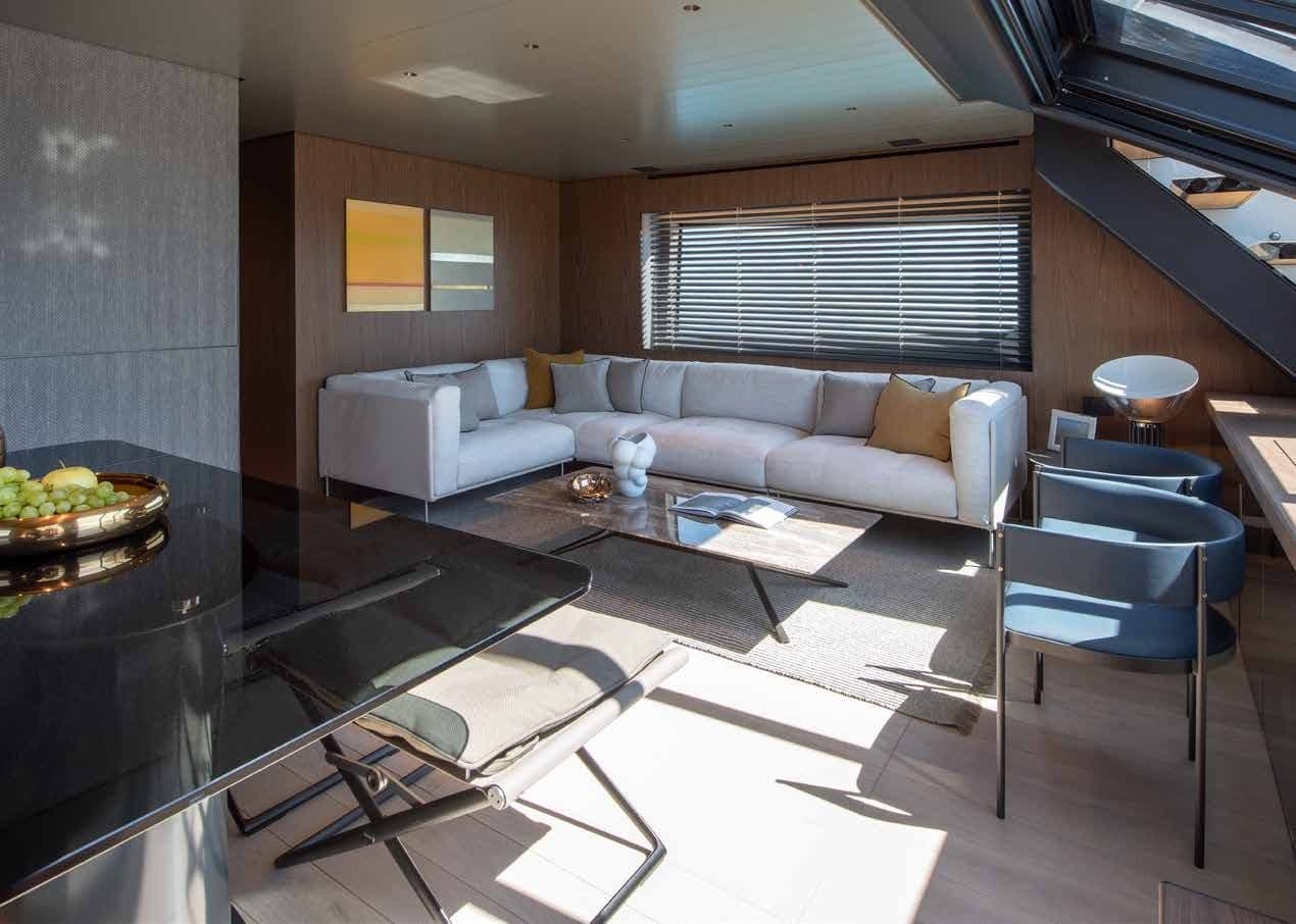 2025 BLUEGAME BG74 for Sale in Mexico City, MX Explorer Yachts 4