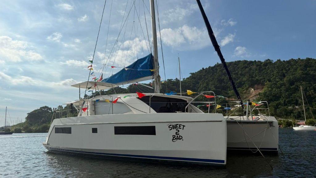 Leopard Catamarans 404 For Sale