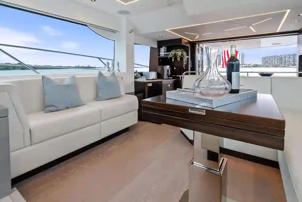 2025 Sunseeker Manhattan 55 zum Verkauf in North Palm Beach, Florida Motor Yacht 2