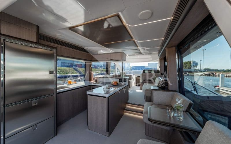 2026 Galeon Yachts 560 Fly for Sale in Bratislava, SK Flybridge 1