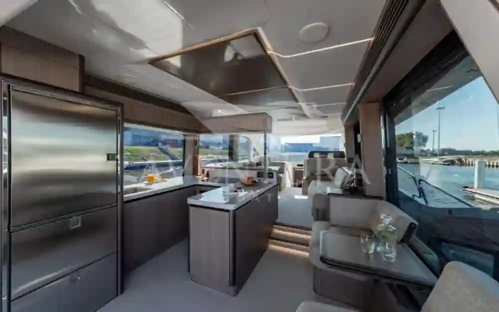 2026 Galeon Yachts 560 Fly for Sale in Bratislava, SK Flybridge 2