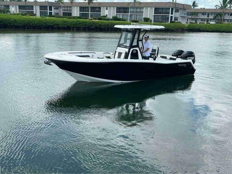2023 Tidewater Boats 256 CC Adventure